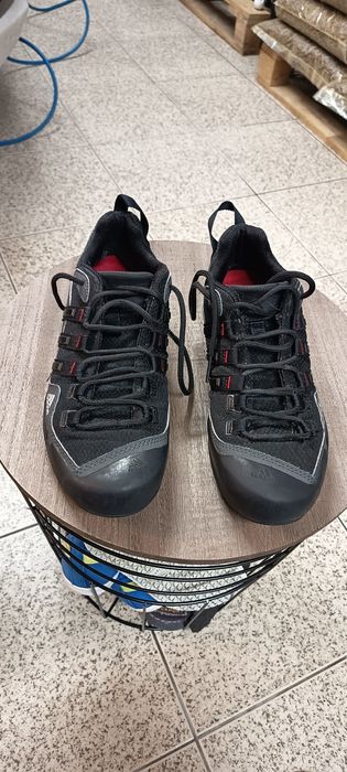 Tênis adidas Terex