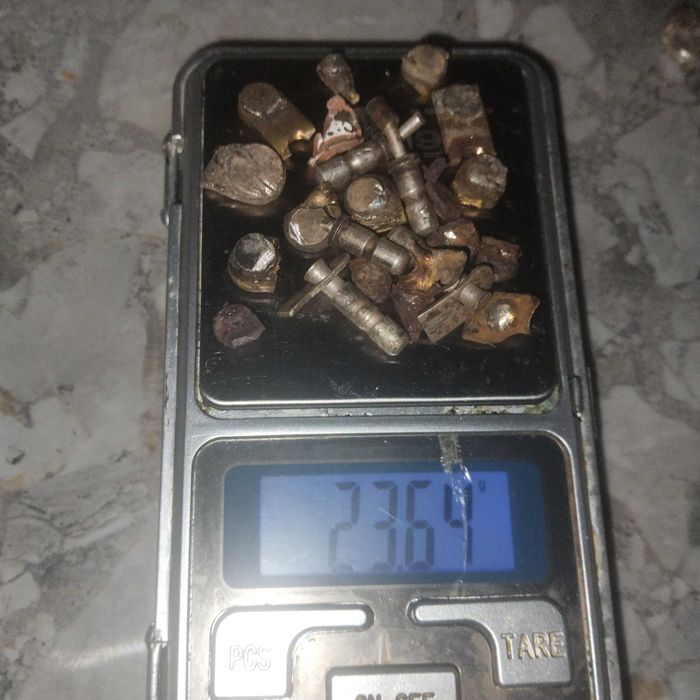 Серебро контакти