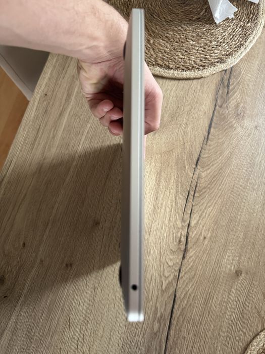 Macbook Pro M1 TouchBar 96% kondycji baterii