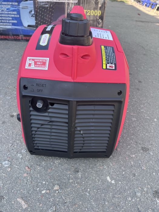 Генератор Hutenderg 2000w