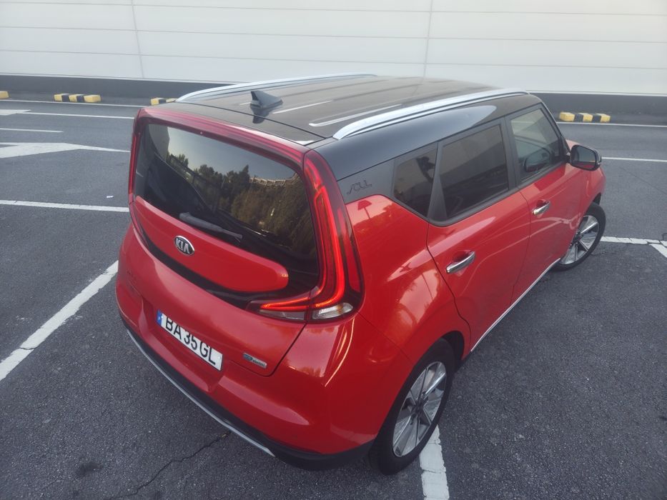 Kia e-Soul 64KWh 204cv
