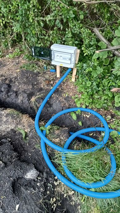 ELEKTRYK 24h,Usługi,Alarm,Pomiary,Instalacje,Monitoring,domofon