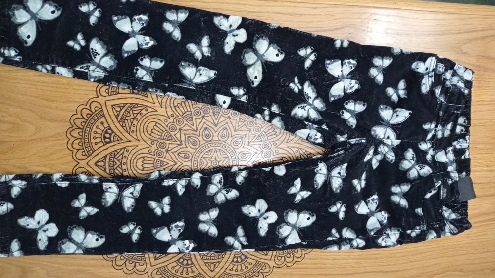 Вельветовые штанишки на девочку,рост 116