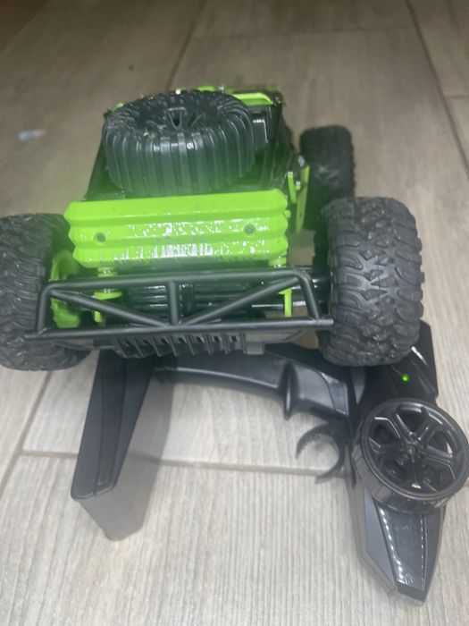 Auto zdalnie sterowane terenowe