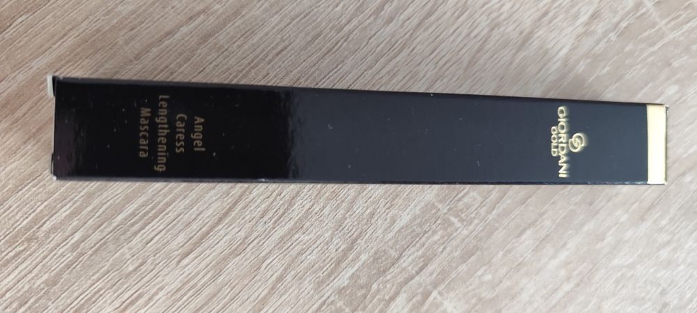 Tusz do rzęs Giordani Gold Angel Caress