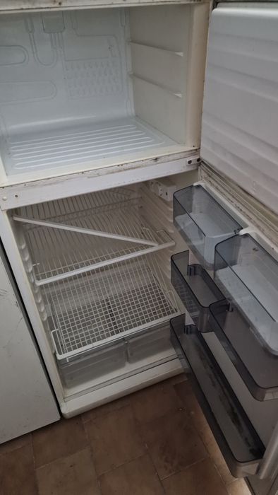 Frigoríficos usados, a precisar limpeza
