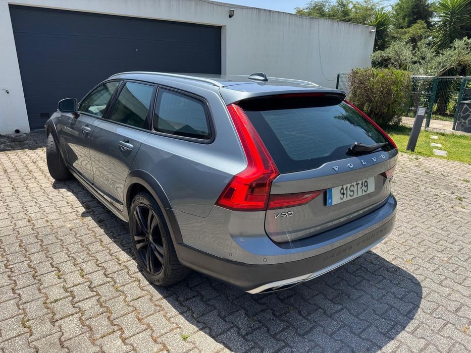 Volvo V90 Cross Country 2.0 D4 Pro AWD Geartronic