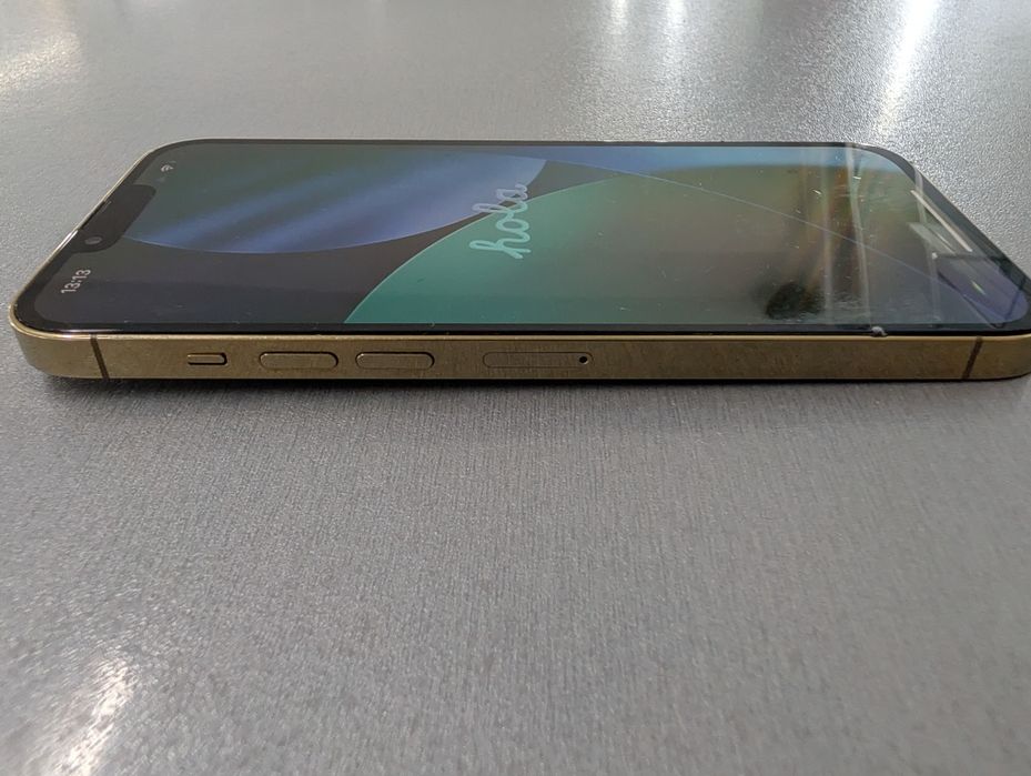 Iphone 13 pro max  gold