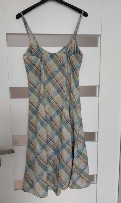 Letnia sukienka na ramiączkach