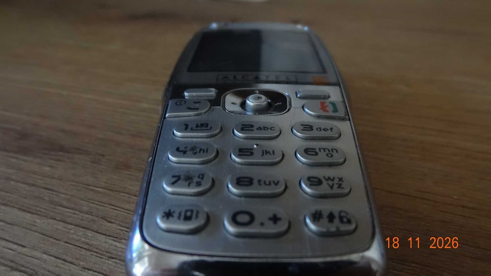 Telefon Alcatel One Touch 735  stan kolekcjonerski