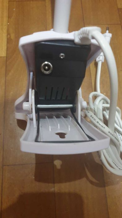 Настільна лампа FunDesk LS4 white на прищіпці