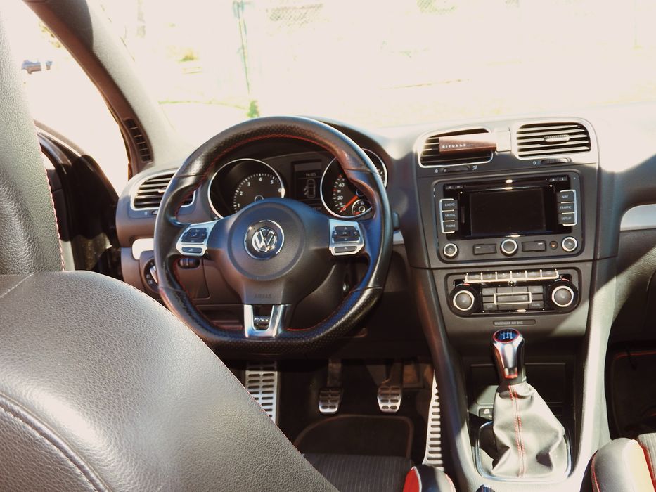 VW Golf GTI 6 Adidas Edition