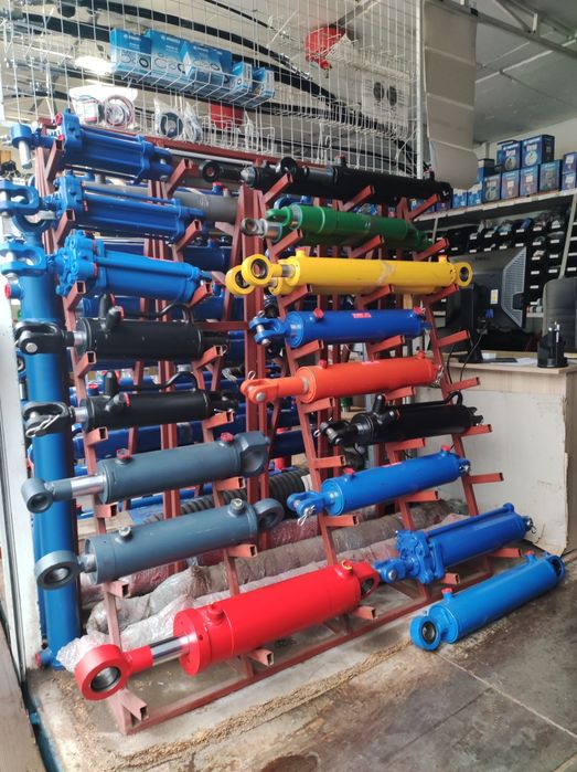 Гідроциліндр фронтального навантажувача КУН