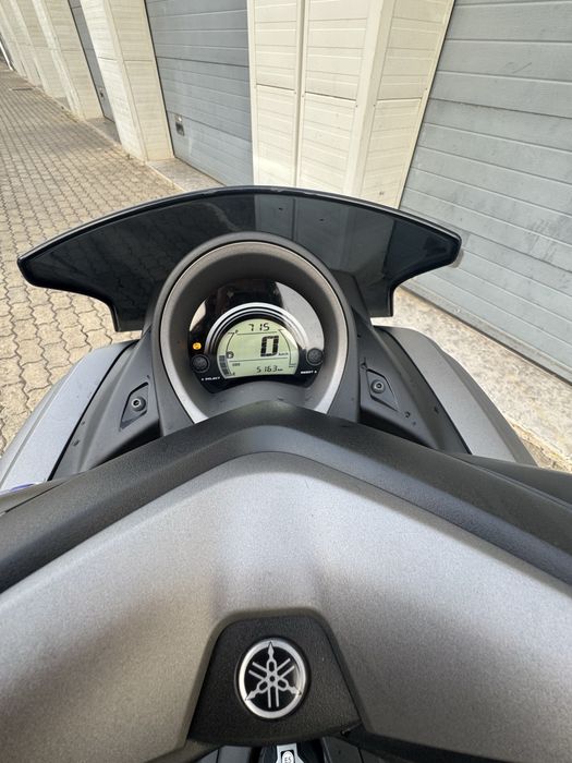 Yamaha NMAX 125 — 2021 — 5.000 km
