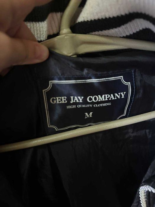 Чоловіча куртка gee jay company