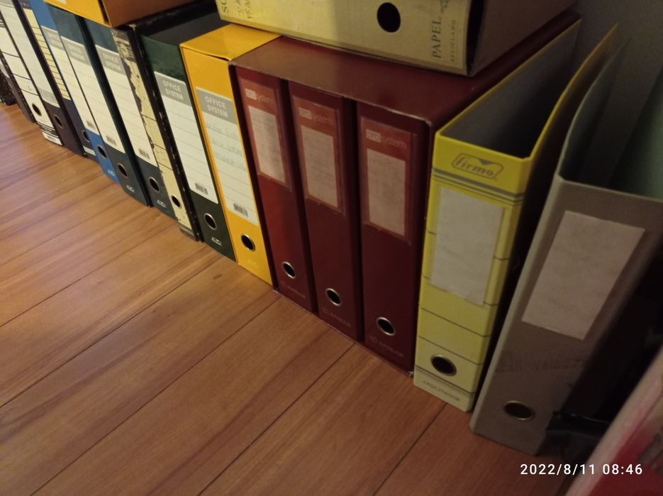 Dezenas de Dossiers em funcionamento