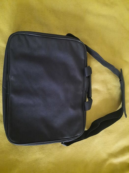 Sprzedam torbę na laptopa hp