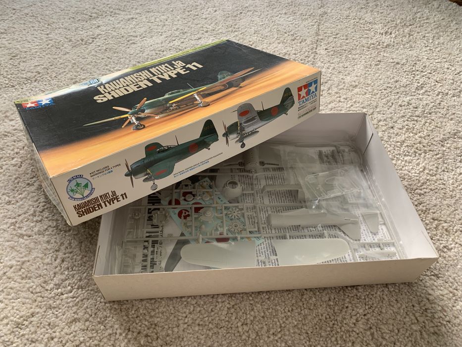 Kit modelismo TAMIYA kawanishi N1K1 Ja Shiden Type 11