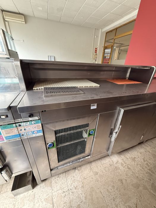 Oportunidade!!! Bancadas e balcões de café usadas