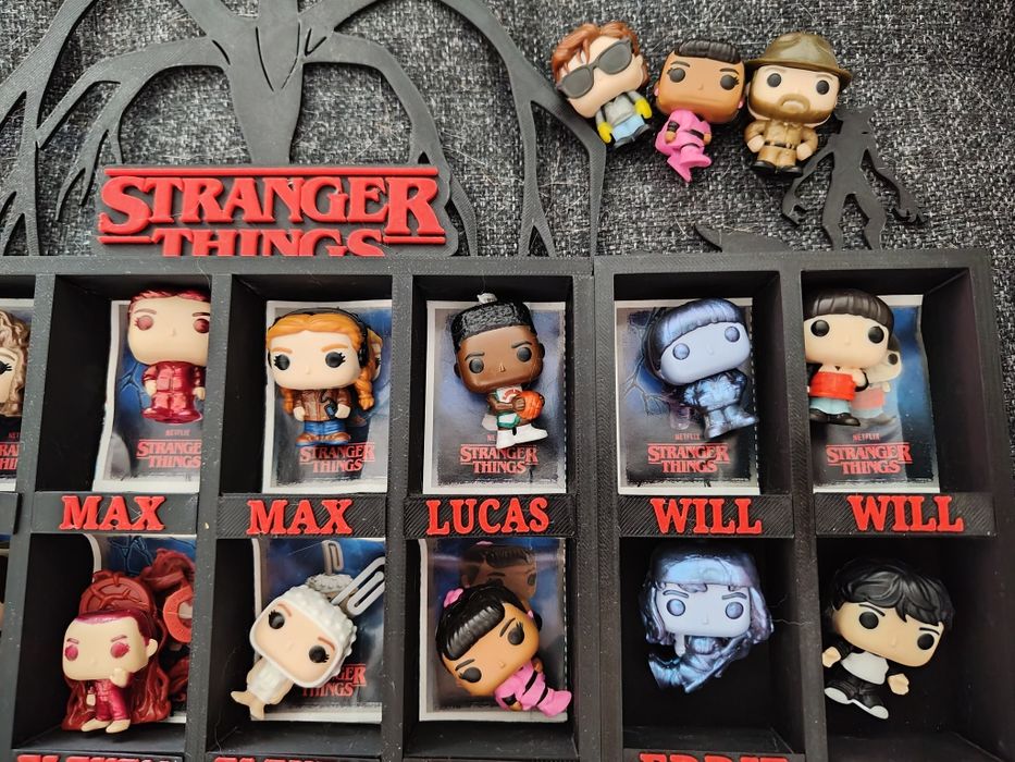 Cała kolekcja Kinder Joy stranger things oraz pułeczka 3D