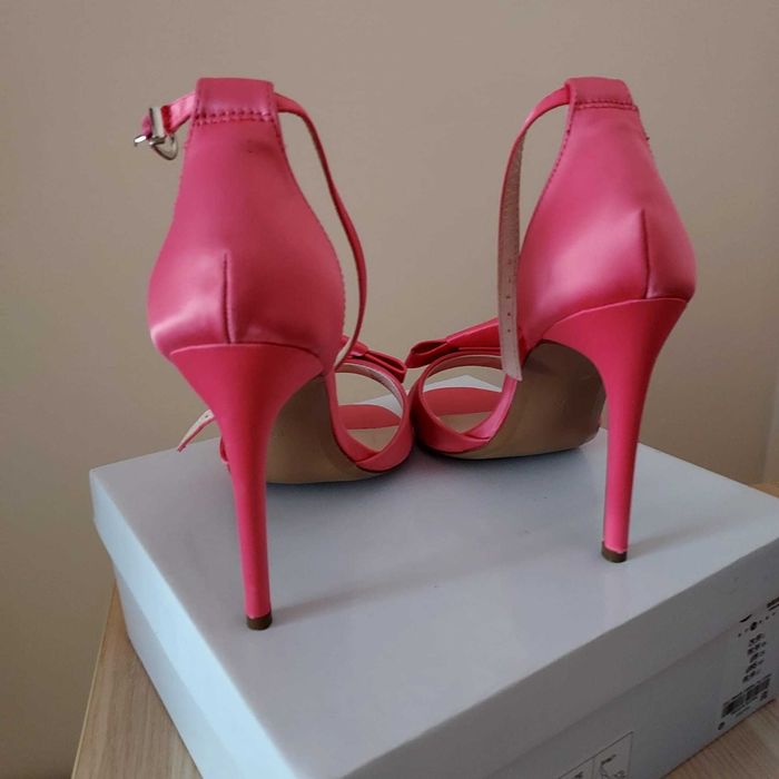 Różowe buty Orsay, rozmiar 38