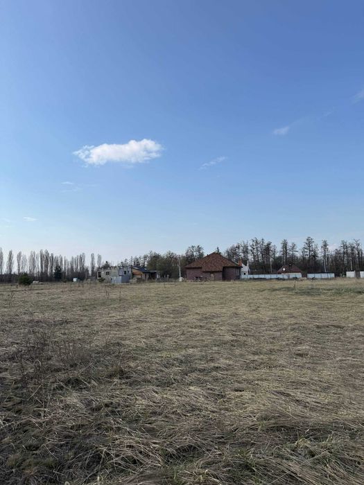 Продаж земельної ділянки під забудову котеджного містечка с.Дмитрівка
