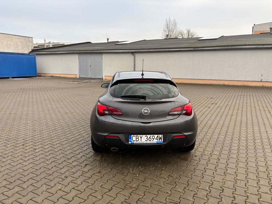 Opel astra J GTC 1.4 140km , LPG
