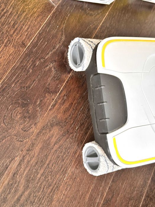 Bezprzewodowy mop elektryczny Karcher FC 7 Premium