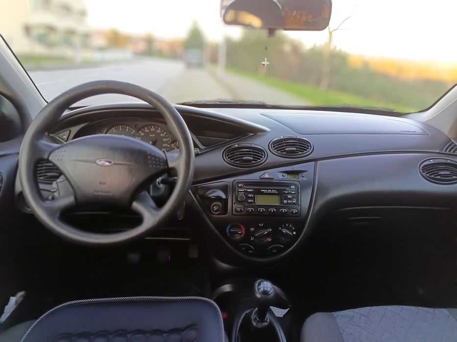 Ford focus 1.4 Gasolina com AC