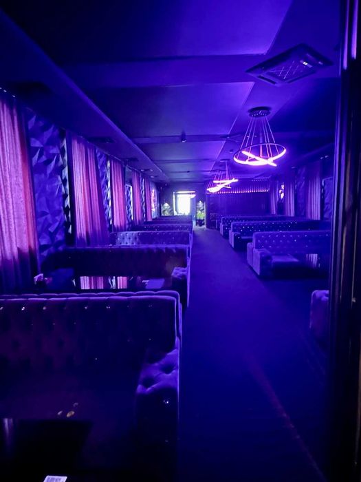 Сдам помещение под магазин, торговый зал, 320 кв.м., метро Олимпийская