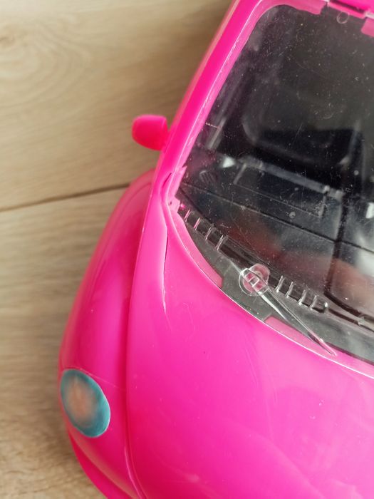 Zabawka różowe auto dla lalek