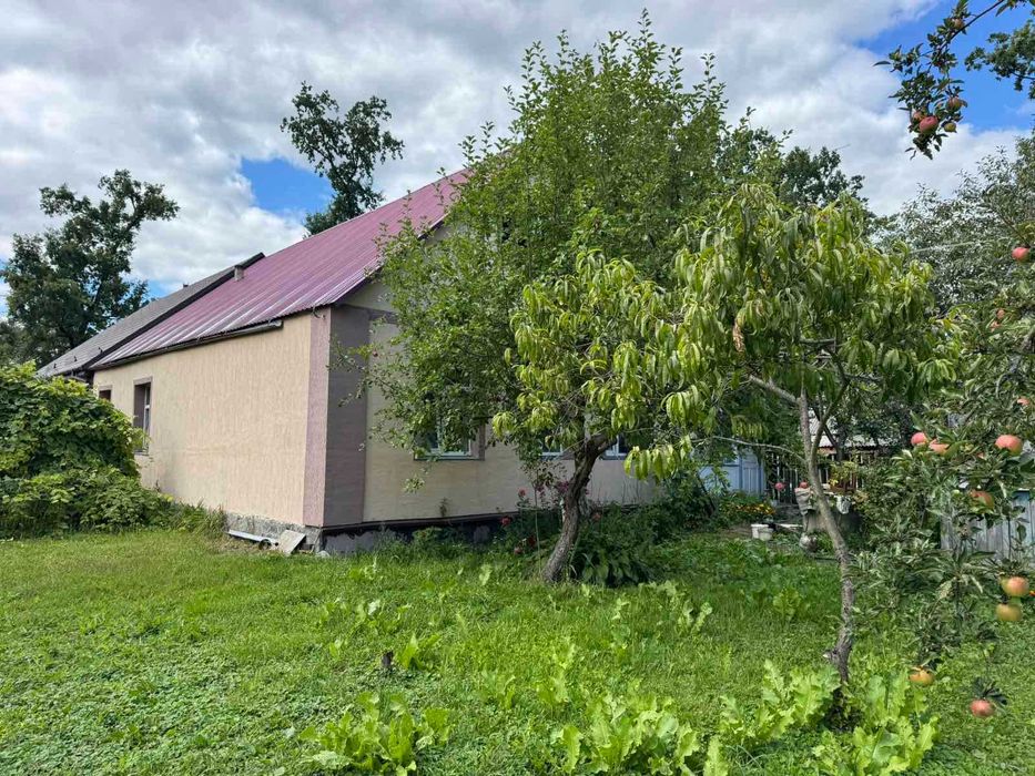 Житловий будинок в селищі Клавдієво-Тарасове