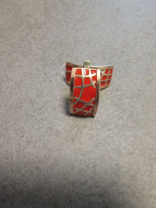 Комплект каблучка 17.0, сережки з емаллю та золотими вставками