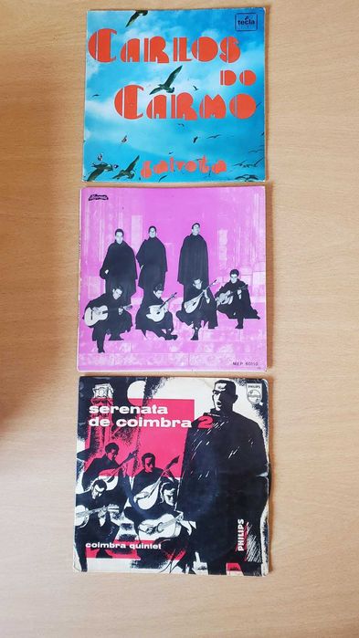 Vendo 3 caixas de coleção de discos vinil antigos, como novos