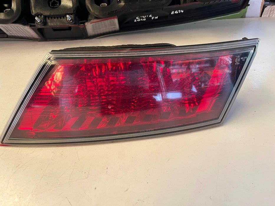 Honda Civic VIII FN - PAINEL MALA / FAROLIM - Z614