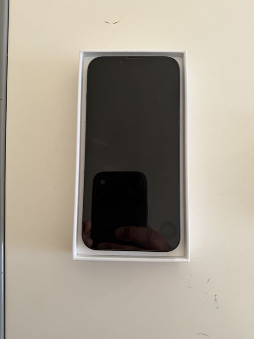 IPHONE 13 com 256 capacidade