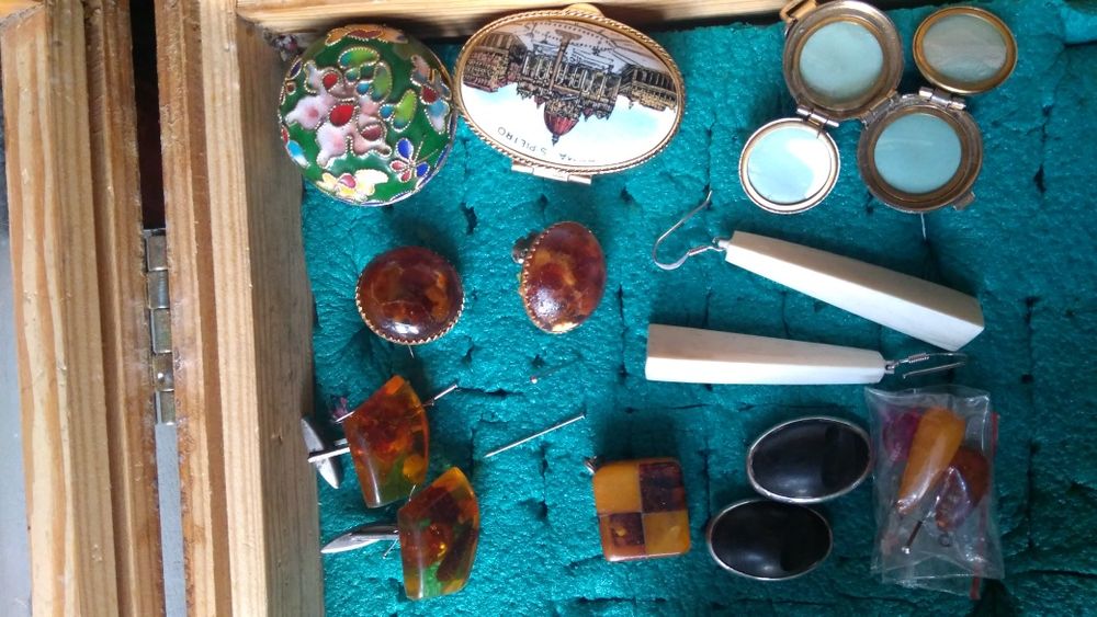 Ozdoby kobiece różne