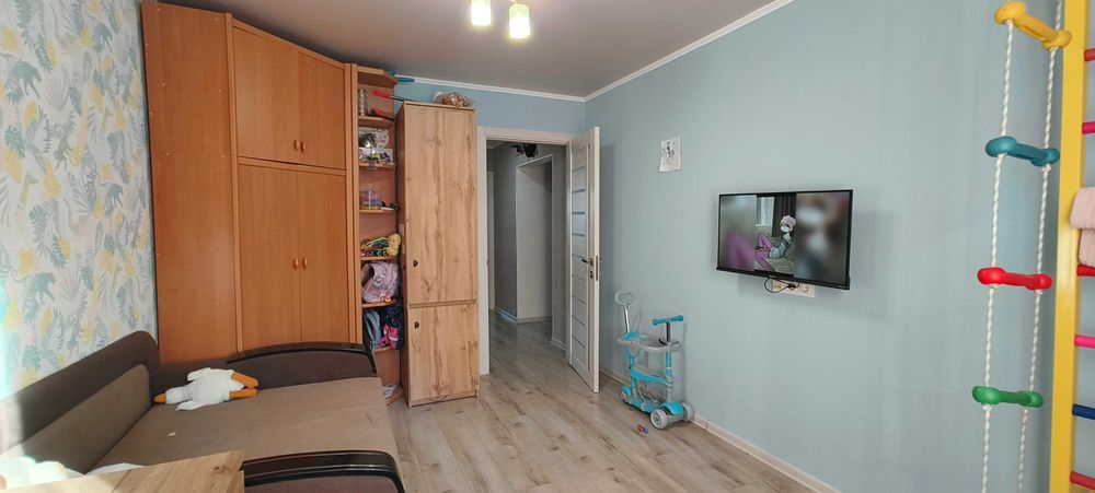 Продам з ремонтом 3к.кв. з газом!