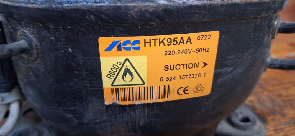 Компресор на холодильник HTK95AA