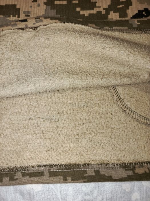 Комуфляжная теплая кофта,внутри флис