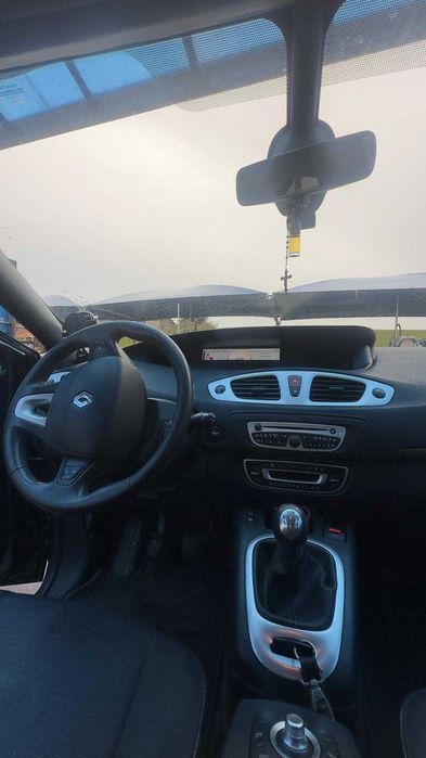 Renault Scenic 1.5 DCI