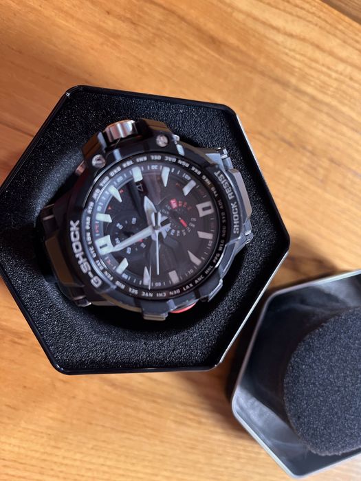 Часы Casio G-Shock Graviti серия для пилотов.