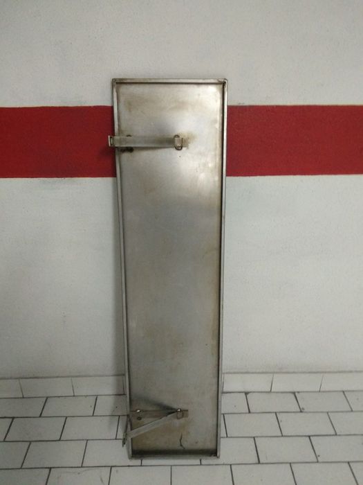 Prateleiras em ferro, p/armazém, garagem, despensa de dia, c/esquadros