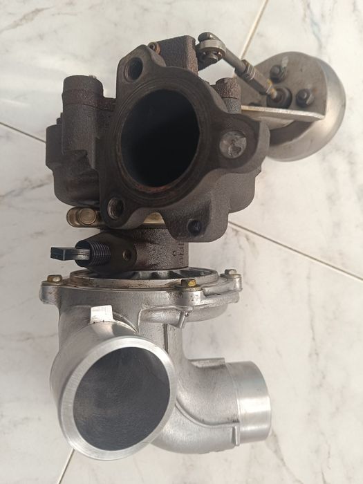 Turbo RAV4 2.2 D4D xa30