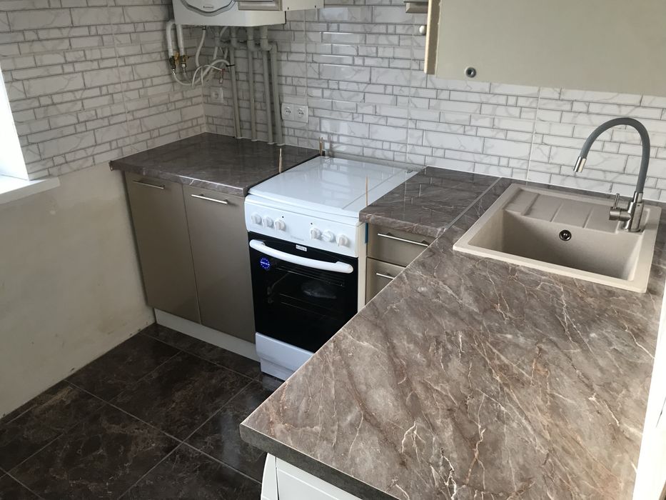 Кухні стандарт і не стандарт. Прорахунок в 3д безкоштовний.