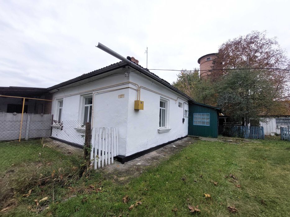 Продам частину будинку в м.Літин 15.000 доларів