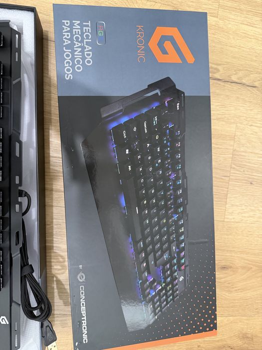Teclado Mecânico RGB Novo