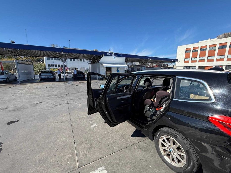 Monovolume bom estado