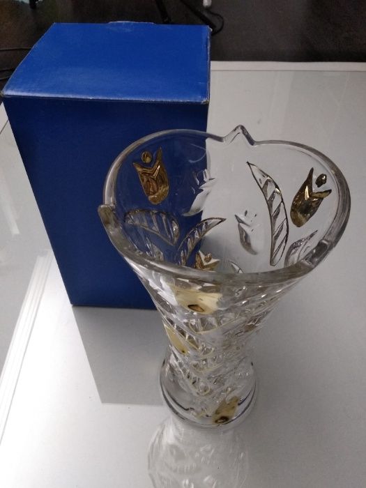 Ваза стекло высота 24,8 см на подарок, порадовать свой дом обновкой