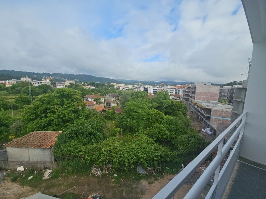 Vendo T3 Duplex em Braga